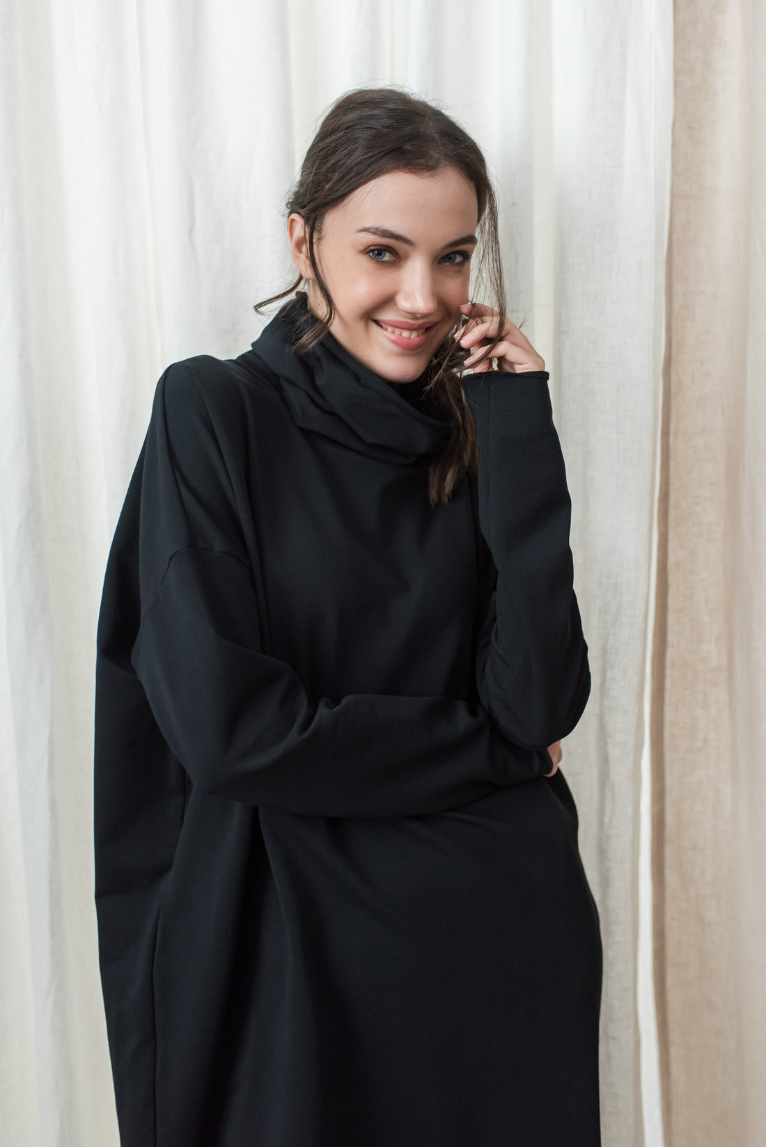 AINA SWEATER DRESS BLACK