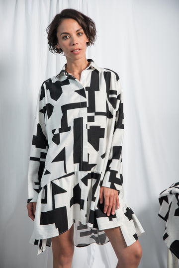 NARU DRESS BLACK/WHITE PATTERN