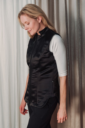 CALE VEST BLACK