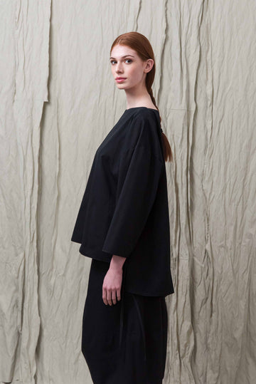 AROA FELSŐ FEKETE VÁSZON