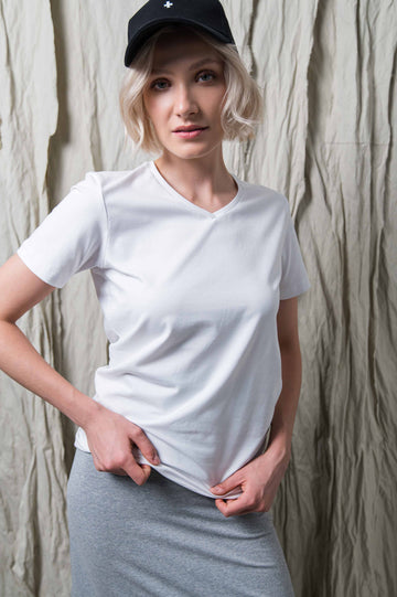 WHITE T-SHIRT WITH UNIVERSITY PRINT