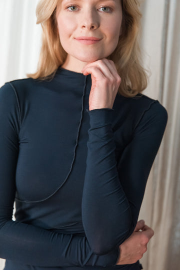 BINU FELSŐ SÖTÉTKÉK