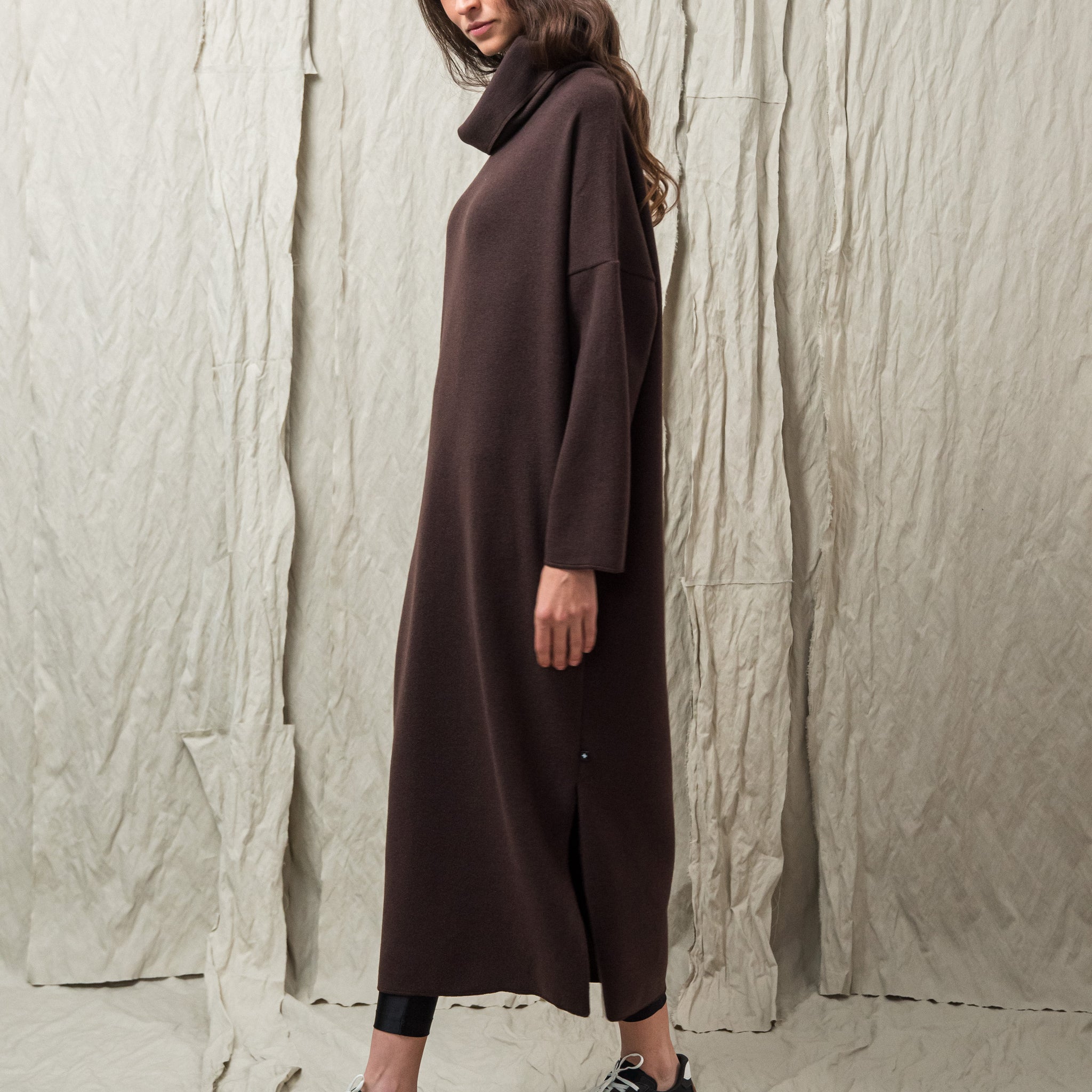 RUTO SWEATER DRESS BROWN