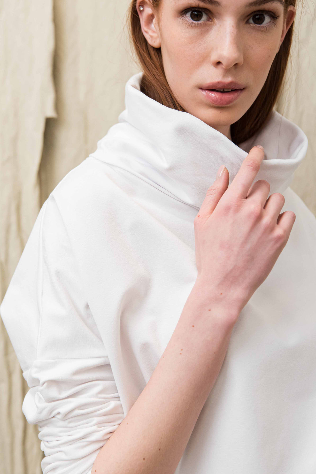 NOKOU PULÓVER FEHÉR